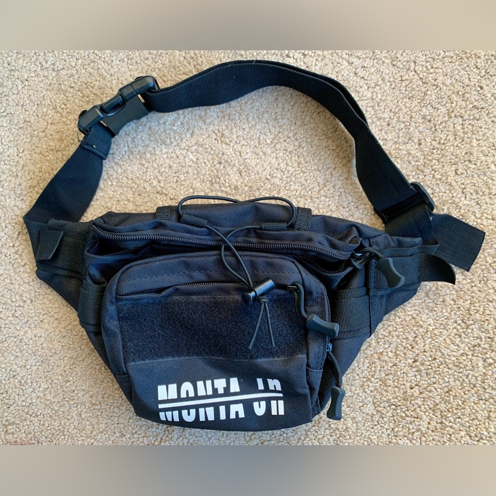 MONTA Street Soccer Men’s Black Cross Body Waist Bag Adjustable NWOT